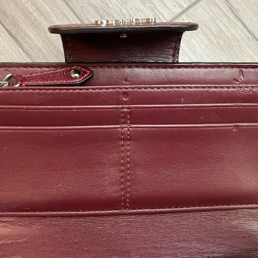 Coach Limited Edition Ashley Patent Wallet - Picture 14 of 14
